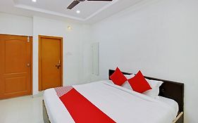 Super Hotel O Golden Hive Madhapur Near Shilparamam